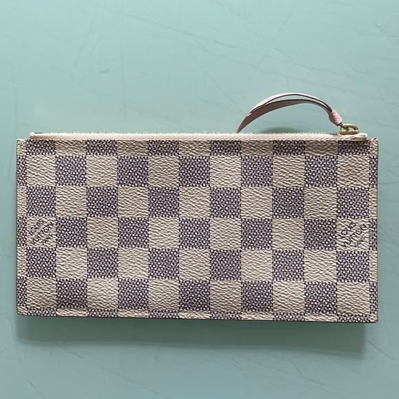 Louis Vuitton Monogram Pochette Felicie Pouch - Damier Azur - Picture 2 of 4